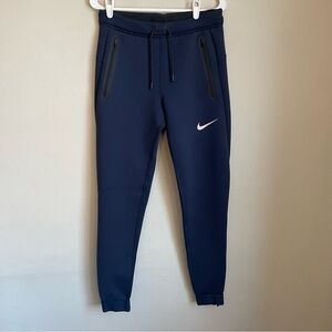 Nike women’s fleece lined Dark Blue Joggers track and field